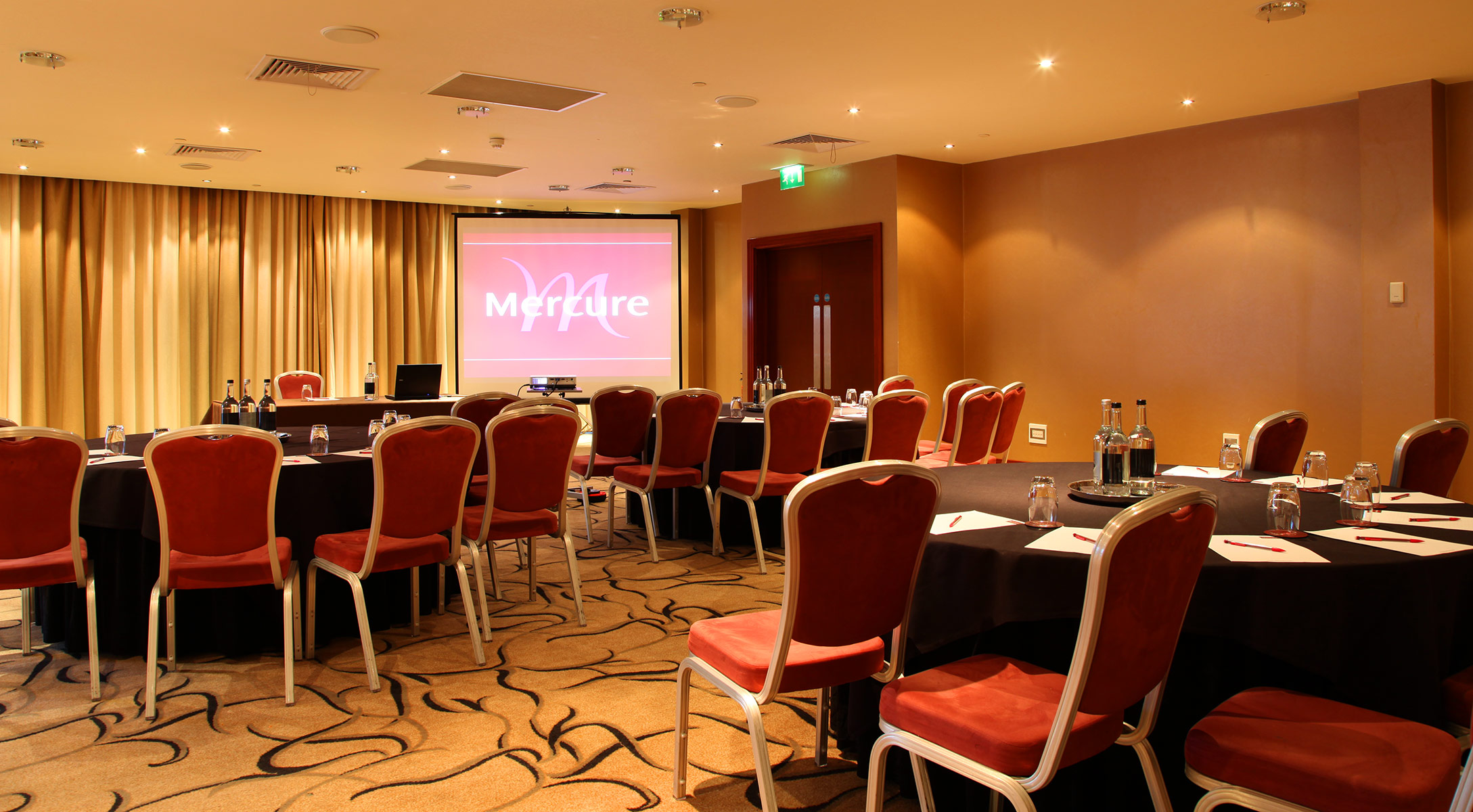 Mercure Holland House Conference Suite / Accor Hotels